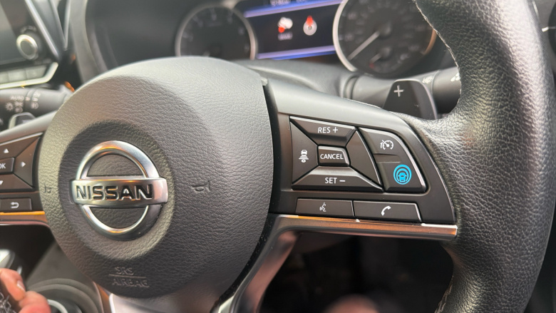 Nissan Juke 1.0 DiG-T 114 Tekna+ 5dr DCT Petrol Hatchback